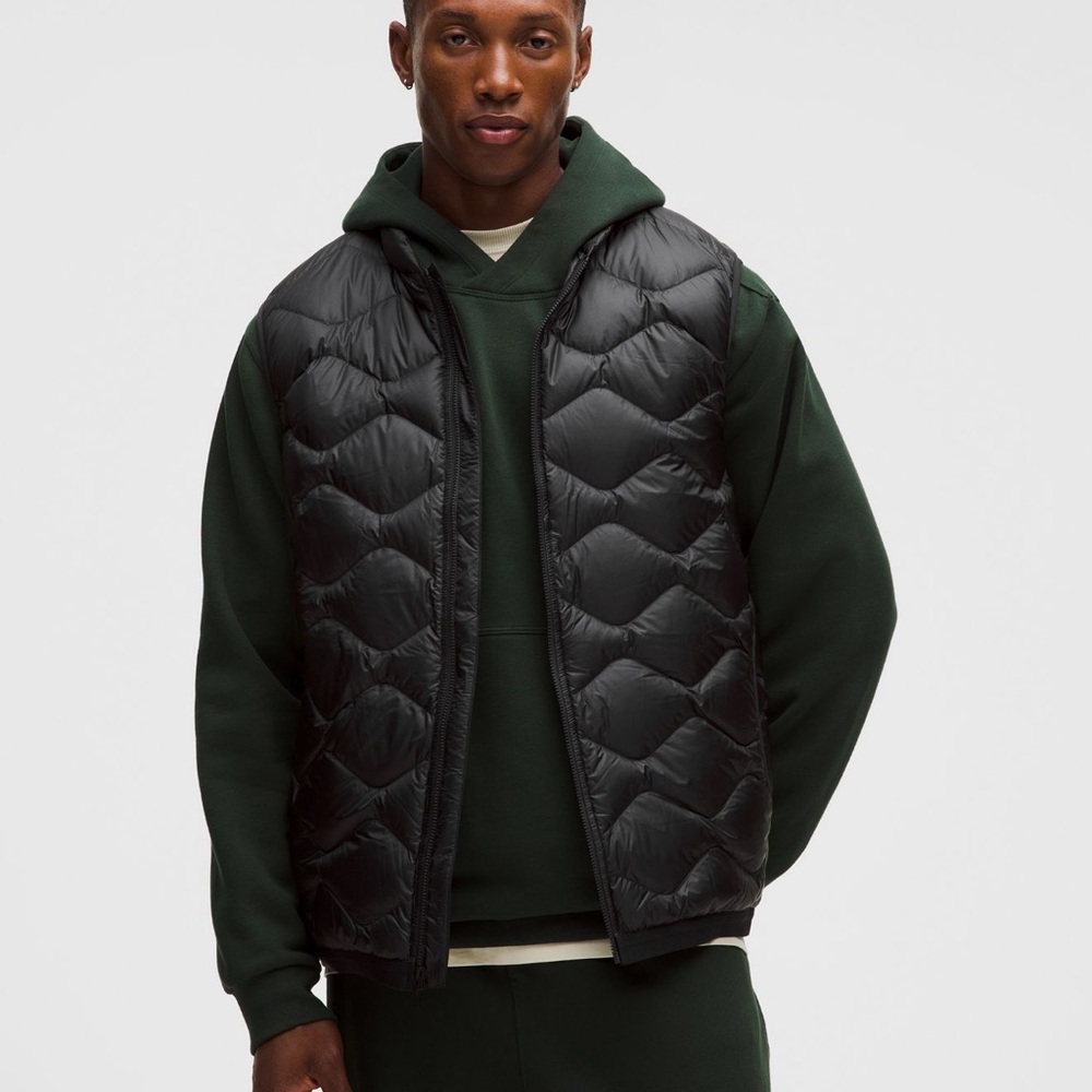lululemon athletica Men's Dark Quilted Vest